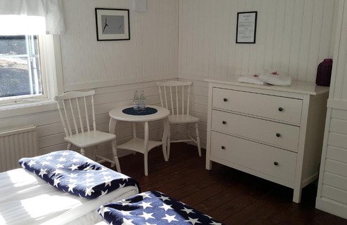 Sandhamn Bed & Breakfast | Missionshuset Bed & Breakfast