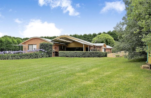 Robertson House | Misty Creek of Robertson