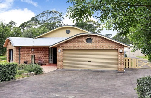 Robertson House | Misty Creek of Robertson