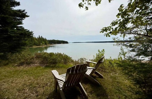 Gouldsboro Cottage | Misty Morning Cottage: Private, secluded, waterfront escape in Gouldsboro, Maine