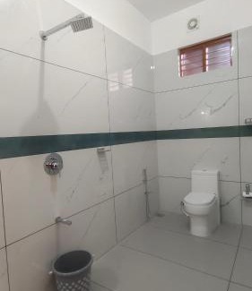 Thekkady House | Misty Morning