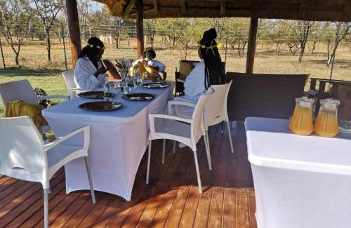 Roodeplaat Bed & Breakfast | MixoSunrise Guesthouse & Spa