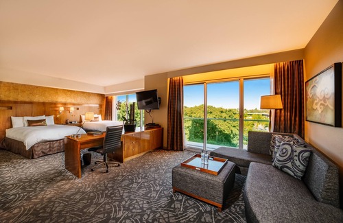 Old Town Hotel | Miyako Hybrid Hotel Torrance