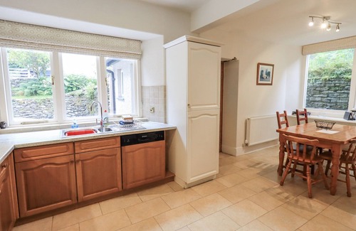Bowness-on-Windermere House | MIYANLI, with open fire in Bowness-On-Windermere