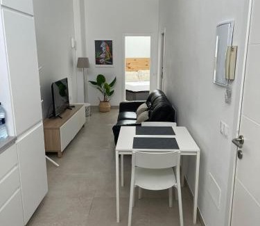 Bailen-Miraflores Apartment | MN Homes Fonseca A