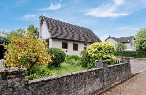 Roybridge House | Mo Dhachaidh