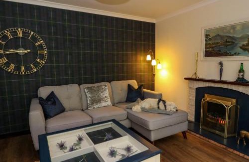 Roybridge House | Mo Dhachaidh