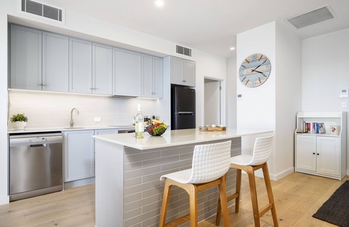 Adelaide Apartment | Moana Beach, Seafront Apartment