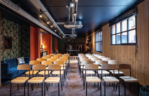 Les Puces de Saint-Ouen Hotel | Mob Hotel Paris les Puces