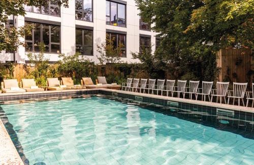 Les Puces de Saint-Ouen Hotel | MOB House