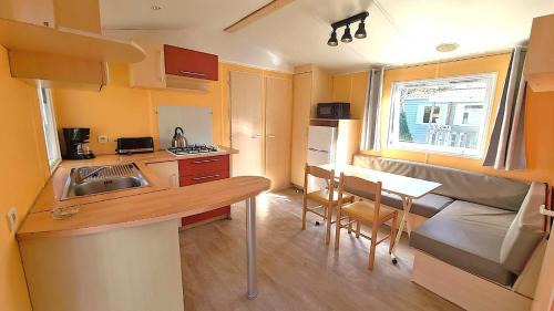 La Boissiere-de-Montaigu Other | Mobil Home XL 2 Ch 5 Pers Puy du Fou Helfest 600PS