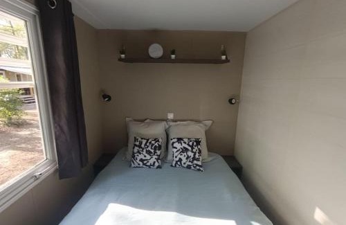 La Boissiere-de-Montaigu House | Mobil-home, 3 ch , 6 personnes 800CR