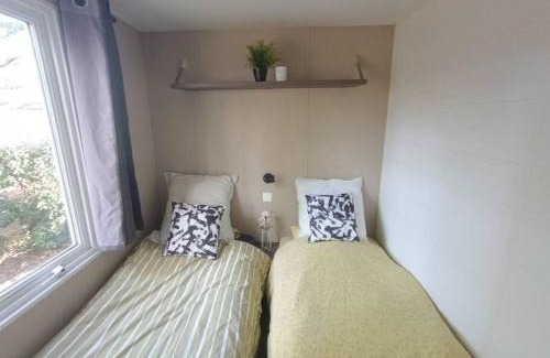 La Boissiere-de-Montaigu House | Mobil-home, 3 ch , 6 personnes 800CR