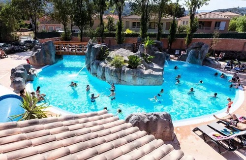 La Roquette-sur-Siagne House | Mobil-home | Comfort | 2 Bedrooms | 4/6 pers. | Single terrace | A/C | TV