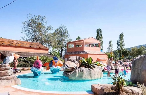 La Roquette-sur-Siagne House | Mobil-home | Comfort | 2 Bedrooms | 4/6 pers. | Single terrace | A/C | TV