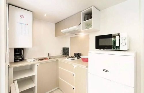 La Roquette-sur-Siagne House | Mobil-home | Comfort | 1 Ch. | 2/3 pers. | Raised terrace | A/C | TV