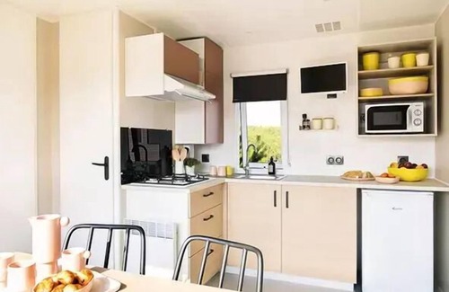 Nans-les-Pins House | Mobil-home | Comfort | 2 Bedrooms | 4 sleeps | Single terrace | A/C