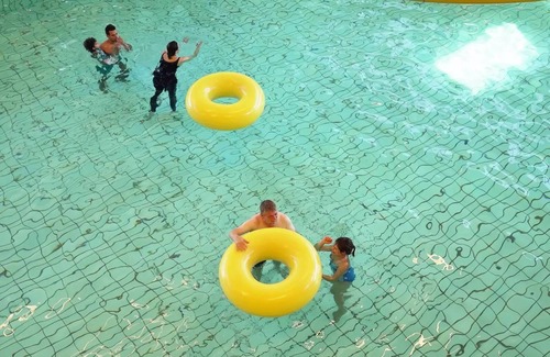 Sevenum House | Mobil-home | Comfort | 3 Bedrooms | 6/8 persons | Raised terrace