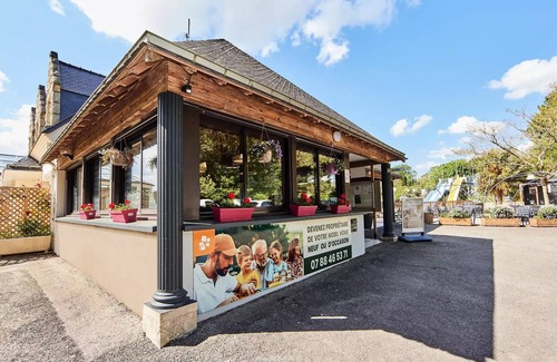 Monterblanc House | Mobil-home | Comfort XL | 3 Bedrooms | 6 sleeps | Raised terrace | A/C