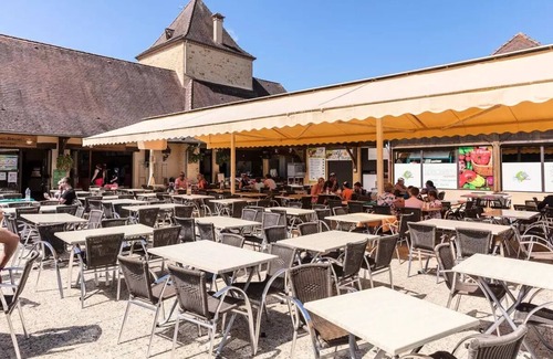 Saint-Avit-de-Vialard House | Mobil-home | Premium | 3 Bedrooms | 6/8 sleeps | Raised terrace | A/C