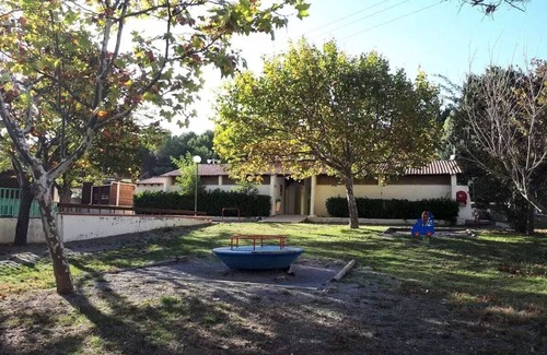 Villeveyrac House | Mobil-home | Premium | 2 Bedrooms | 4/6 persons | Raised terrace | A/C
