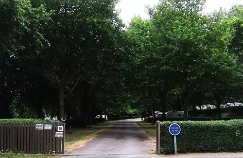 Pouzauges House | Mobil-home Prestige Trio - 3 bedrooms - 2 bathrooms - 2 WC - CLIM - TV + Dishwasher 8 persons