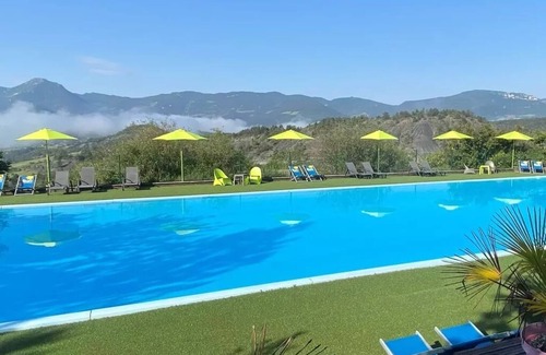 Rosans House | Mobil-Home Standard "Tithome" 30m2 - 2 Schlafzimmer - mit eigenem Bad 4 Personen