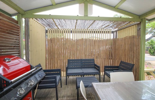 Pianotolli-Caldarello House | Mobile Home 'Chalet Confort A Proche De La Mer' with Shared Pool, Terrace and Air Conditioning