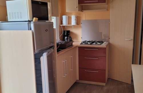 Saint-Cheron House | Mobile home 6 pers 3 chbres dans camping *** (vacances ou travailleurs)