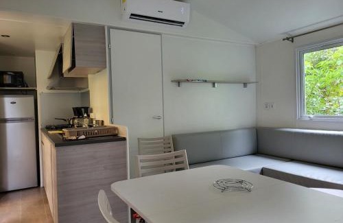 Ivry-la-Bataille Ski Chalet | Mobile home 6P XL Climatisation TV WIFI parcelle XXL au calme