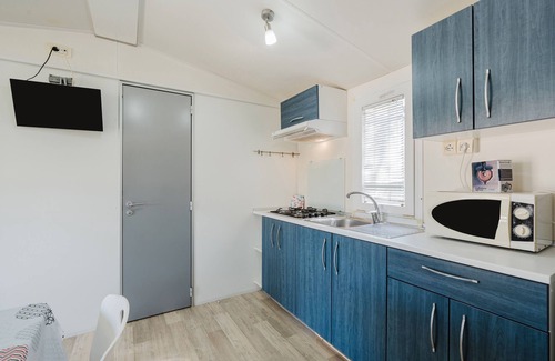 Mazara del Vallo House | Mobile Home 'Casa Mobile Deluxe' with Shared Pool, Wi-Fi and Air Conditioning