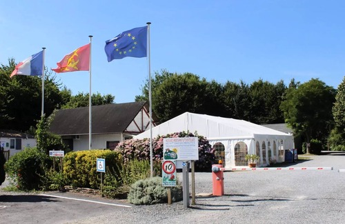 Balleroy House | Mobile home Eva 33 3 bedrooms - 33 m² + semi-covered terrace 6 persons