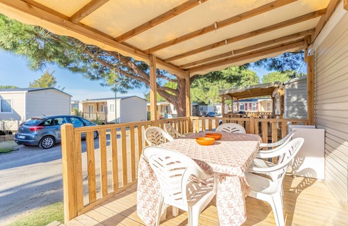 La Cote Radieuse RV Rental | Mobile Home 'Soleia 2023 Mar Estan 4x' with Private Terrace and Air Conditioning