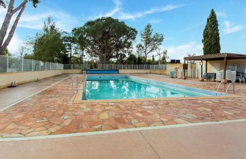 La Londe-les-Maures House | Mobile Home in Var near Miramar Beach