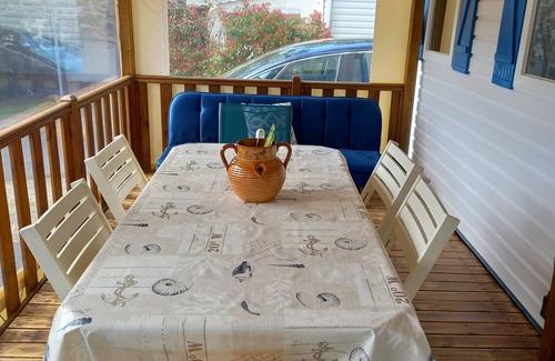 Claouey House | Mobile home rental in a 4-star campsite les embruns facing the forest.