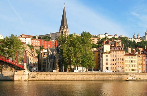 Dardilly House | Mobile homes, Number 32