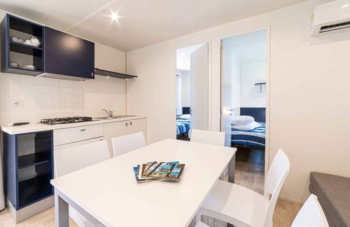 Fertilia House | Mobilehome mit Pool