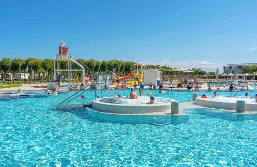 Fertilia House | Mobilehome mit Pool