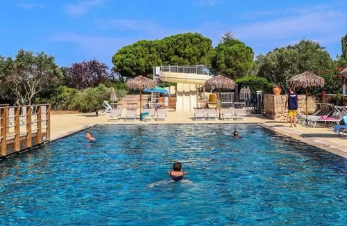 Aups House | Mobilheim Castellane Gartenseite - 30m2 - 2 Schlafzimmer + TV + A/C 4 Personen