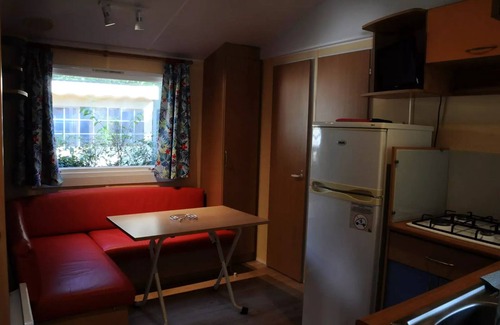 Muzillac House | Mobilheim Damgan STANDARD 21m2 (2 Schlafzimmer - 4 Personen) + Terrace + TV 4 Personen