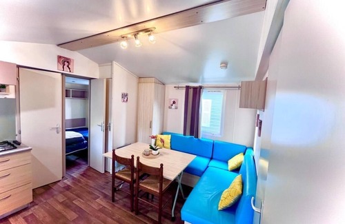 Ivry-la-Bataille House | Mobilhome 3 bedrooms 6 pers TV WIFI plot close to entertainment + 2 scooters