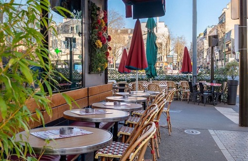 Republique–Point-du-Jour Apartment | Mobility lease - Studio 10 minutes from Paris