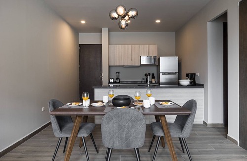 Monterrey Apartment | Mod, lux in Jardín Secreto 810, 5 min to Udem