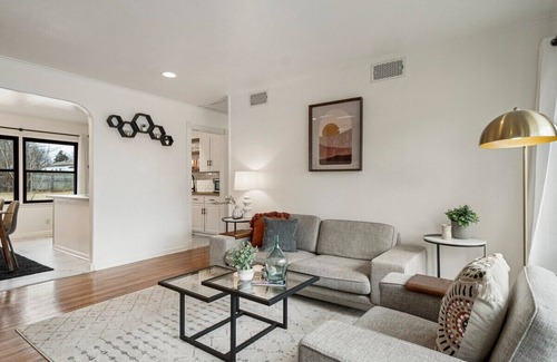 Tulsa House | Mod Sophistication at the EXPO