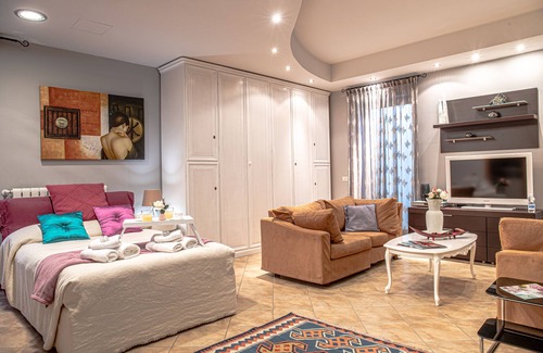 Bernareggio Apartment | Modernhome