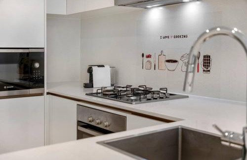 Newstead Apartment | Modern 1-bdr Apt w/free car park&fantastic pool