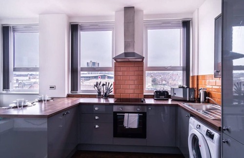Blackburn Apartment | Modern 1 Bed Flat in Central Blackburn w Views