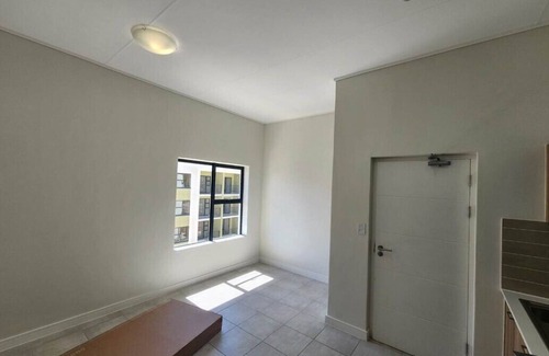 Gordon's Bay Apartment | Modern 1 bedroom apartment in Gordons Bay Resortn