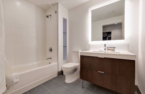Theatre District Apartment | Modern 1 Bedroom in Downtown Boston
