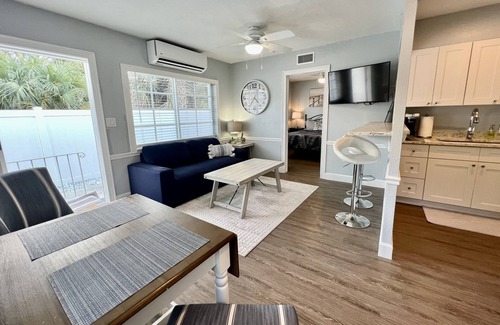 Parrot Cove Apartment | Modern 1 bedroom villa just five minutes to the beach!